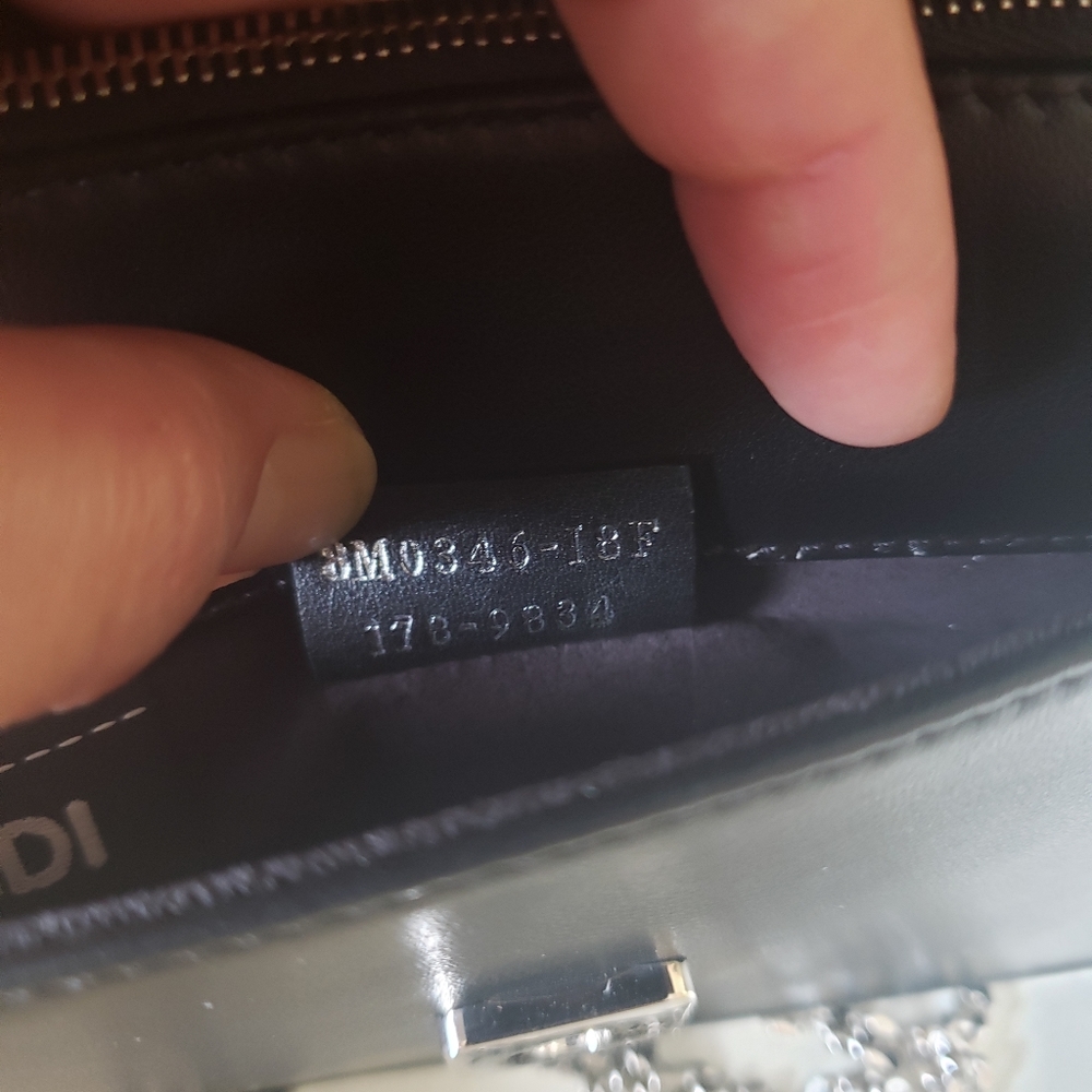 Bags - Picture 5 of 10